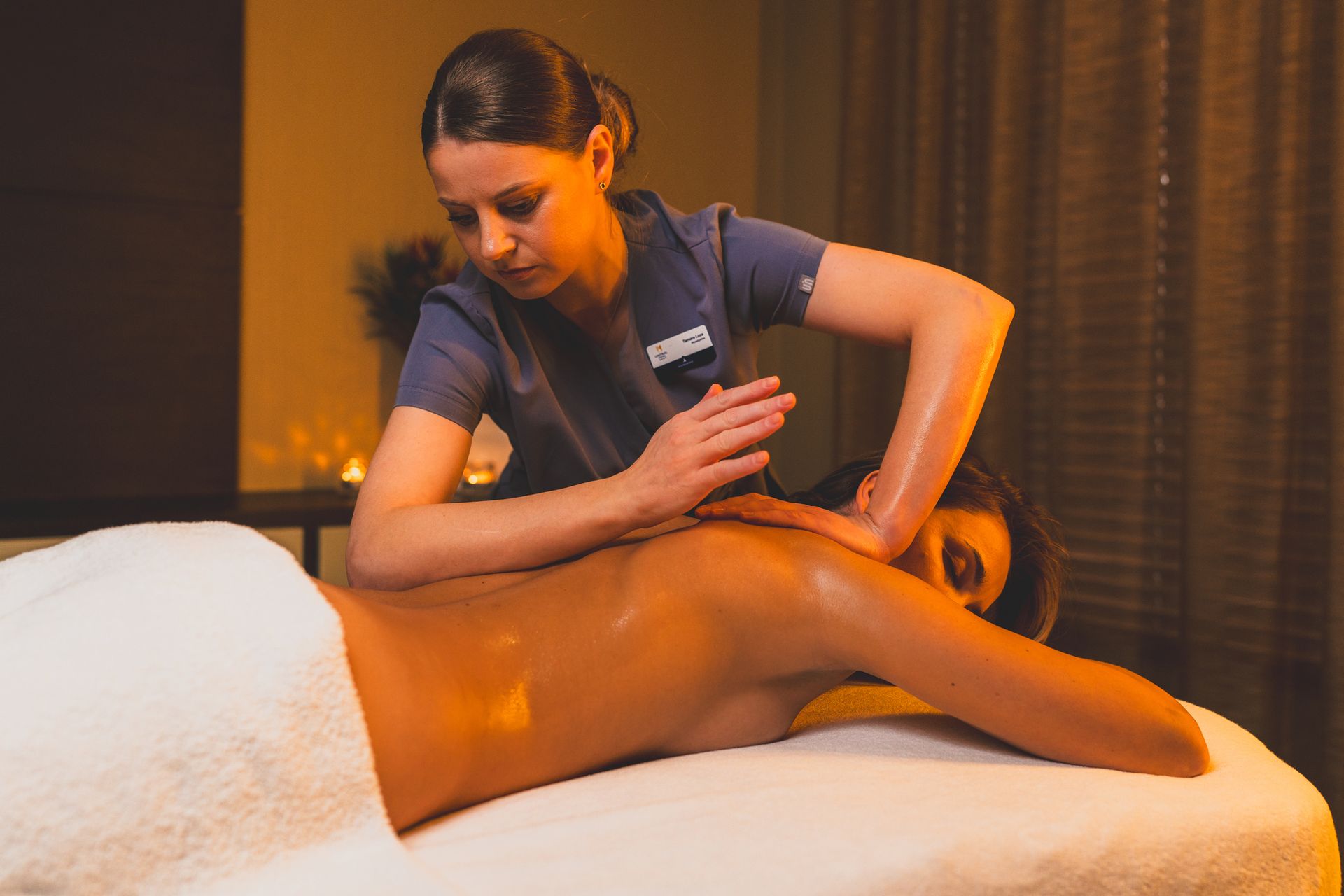 Essential Massage Techniques Deep Relaxation in Colorado Aromatherapy massage for stress reduction